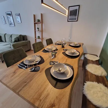 דירה Grosse Terrasse, Netflix, 5min Zum Skilift, 6 Personen, Waldnah,